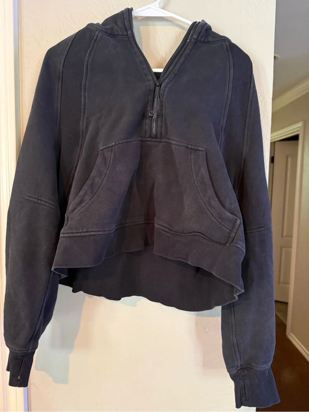 Lululemon womens size m/l scuba jacket in black half zip